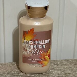 Bath & Body Works MARSHMALLOW PUMPKIN LATTE Super Smooth Body Lotion 8 Oz
